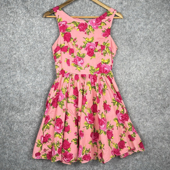 Betsey Johnson Floral Fit & Flare Dress Sz 6‎ Pleated Cottagecore Romantic Retro - Picture 1 of 8